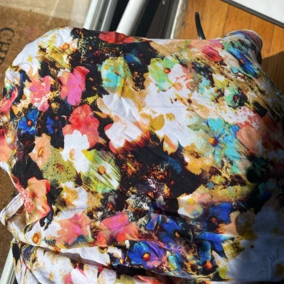 Small floral crop top - Picture 4 of 5